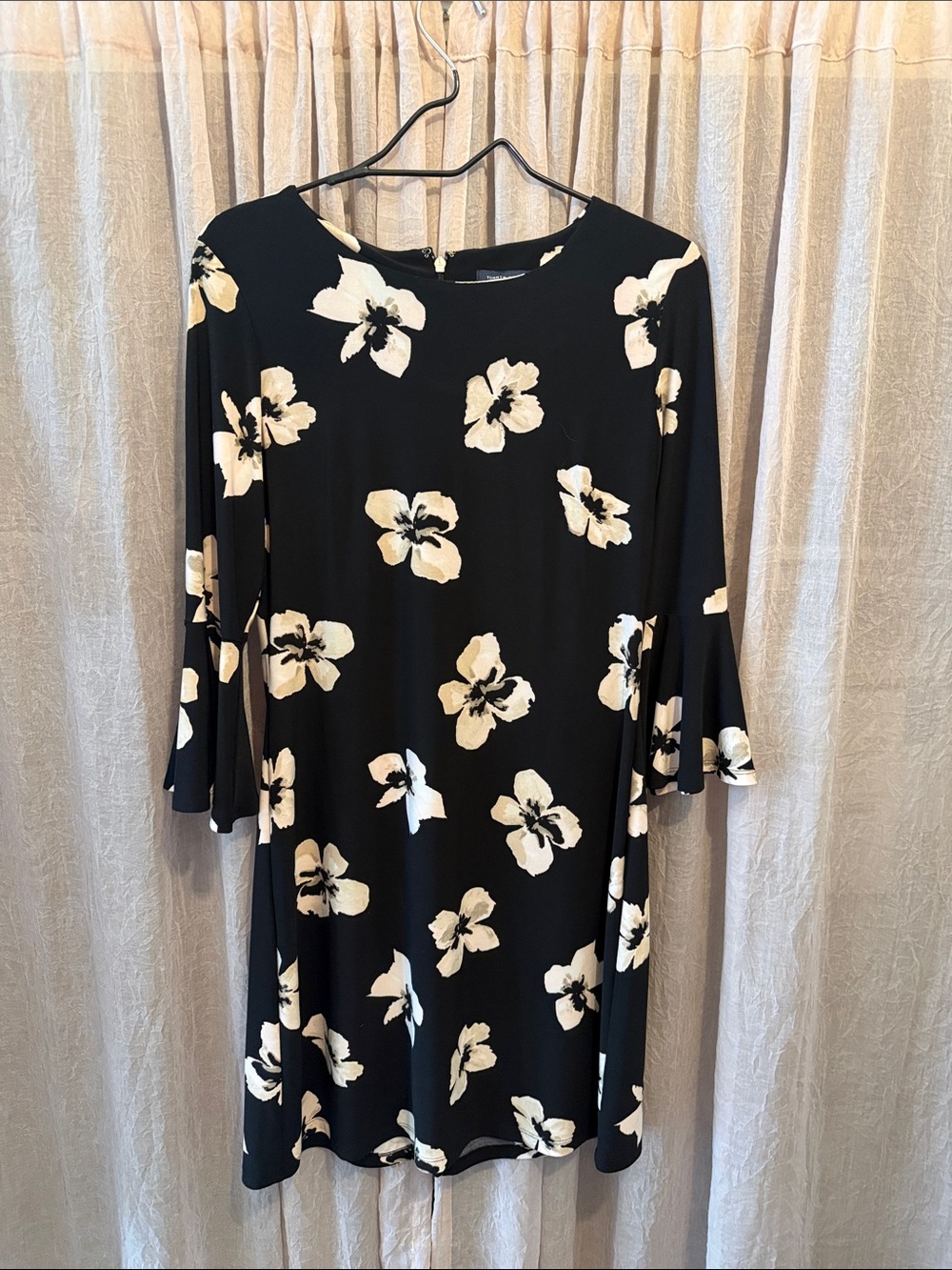 Tommy Hilfiger Black Shift Dress with Cream Floral Print